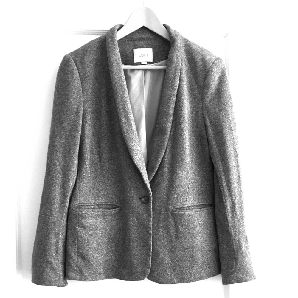 🎉 Moving Sale 🎉 Ann Taylor Loft blazer